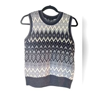 Ann Taylor Gray Multi Tonal Patterned Sweater Vest